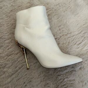 JustFab White Heeled Boots with Gold Accent